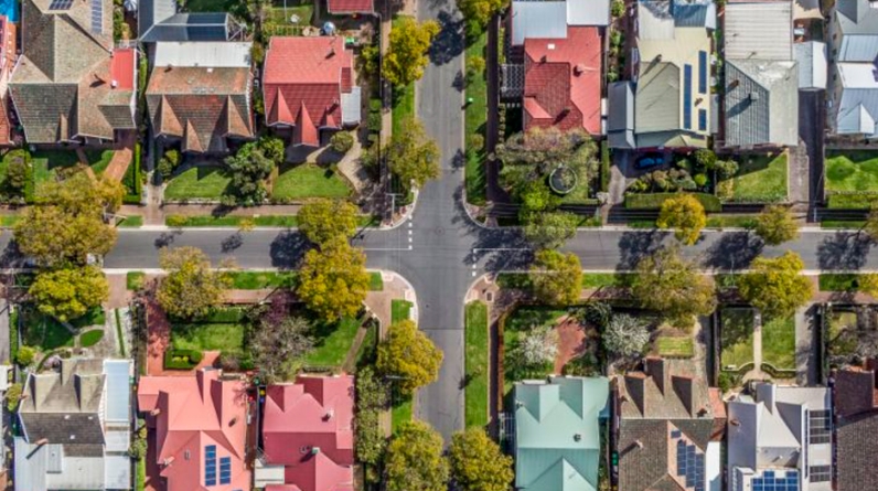 Real estate boss warns of 30 per cent rent hikes if negative gearing changes are brought in